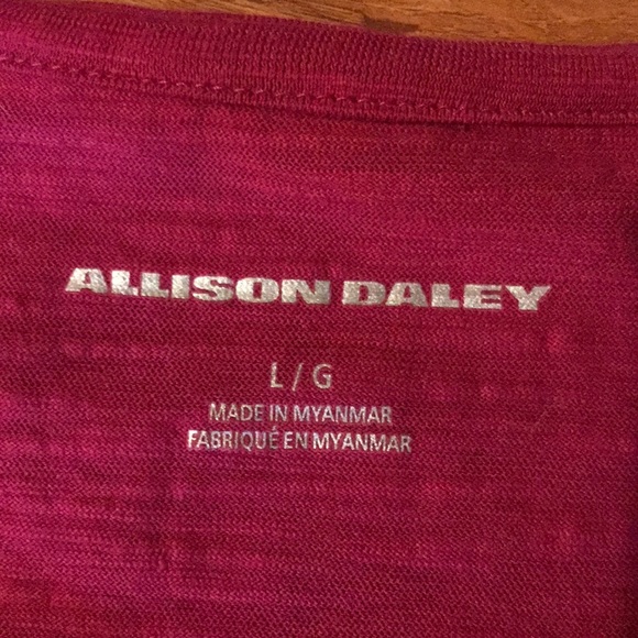 Raspberry fringed tunic - Picture 2 of 6